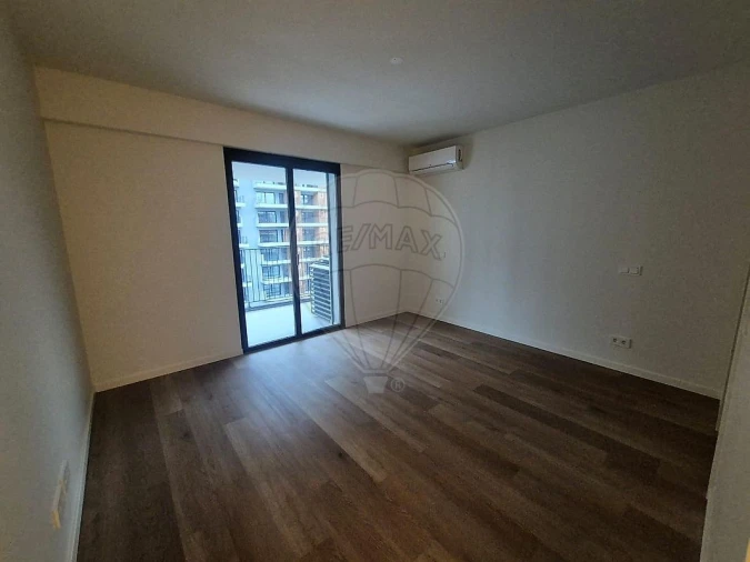 Apartamento T3 para Venda em Algés, Linda-A-Velha e Cruz Quebrada-Dafundo Foto 16