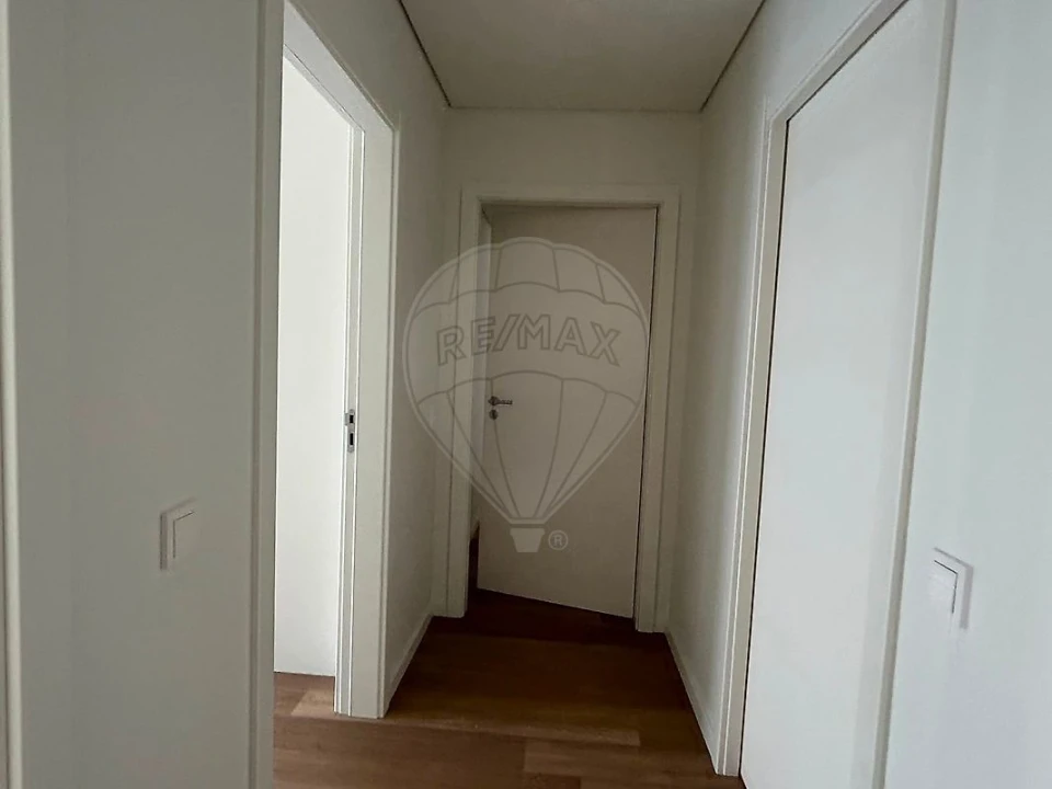 Apartamento T3 para Venda em Algés, Linda-A-Velha e Cruz Quebrada-Dafundo Foto 8