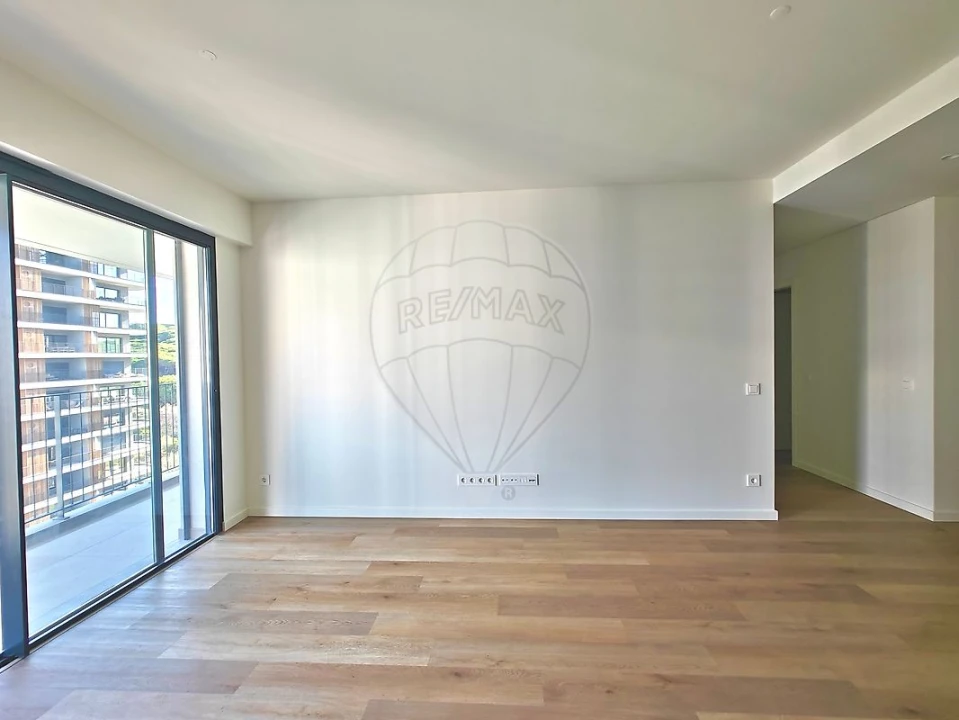 Apartamento T3 para Venda em Algés, Linda-A-Velha e Cruz Quebrada-Dafundo Foto 27