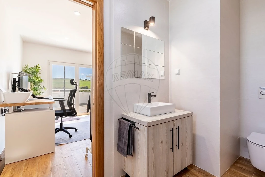 Apartamento T3 para Venda em Lourinhã e Atalaia Foto 22