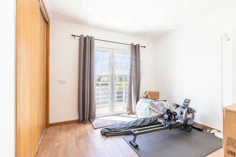 Apartamento T3 para Venda em Lourinhã e Atalaia Foto 13