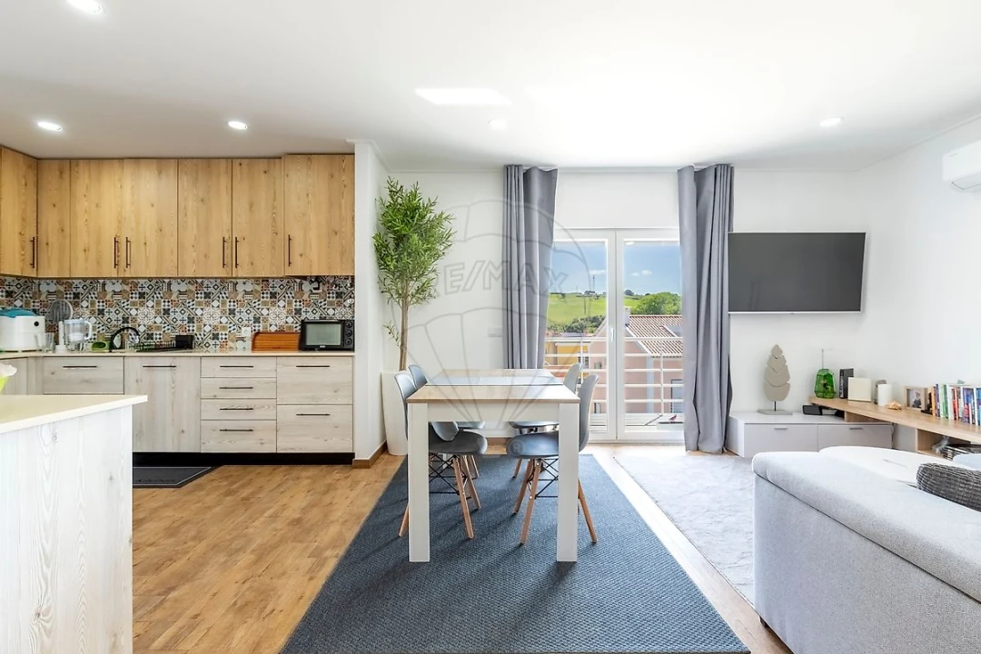 Apartamento T3 para Venda em Lourinhã e Atalaia Foto 8
