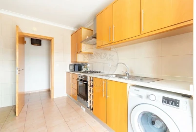Apartamento T2 para Venda em Santa Maria, São Pedro e Matacães