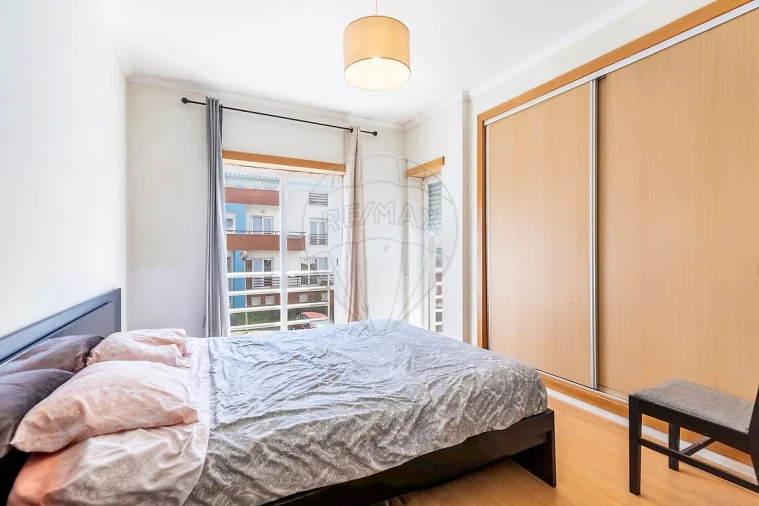 Apartamento T2 para Venda em Santa Maria, São Pedro e Matacães Foto 8