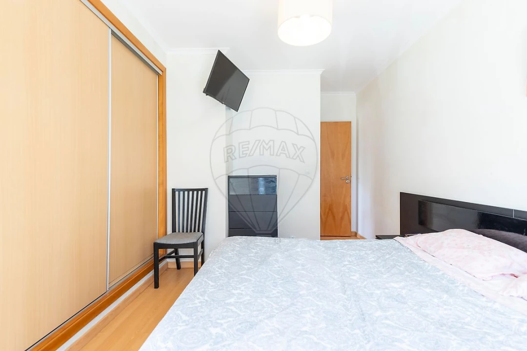 Apartamento T2 para Venda em Santa Maria, São Pedro e Matacães Foto 9