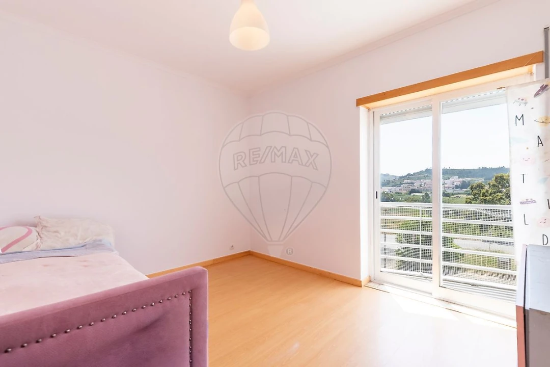 Apartamento T2 para Venda em Santa Maria, São Pedro e Matacães Foto 12