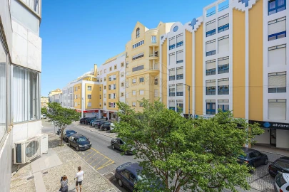 Escritório para Arrendamento em Santa Maria, São Pedro e Matacães