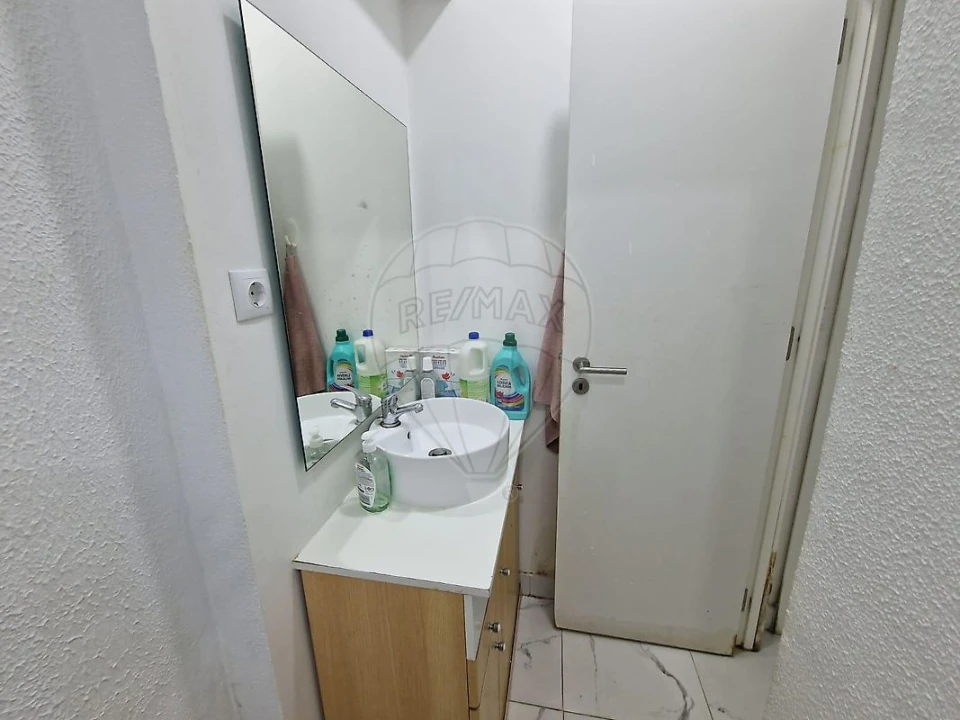 Apartamento T4 para Venda em Arroios Foto 4