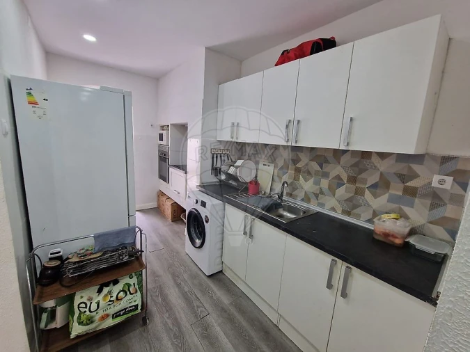 Apartamento T4 para Venda em Arroios Foto 2