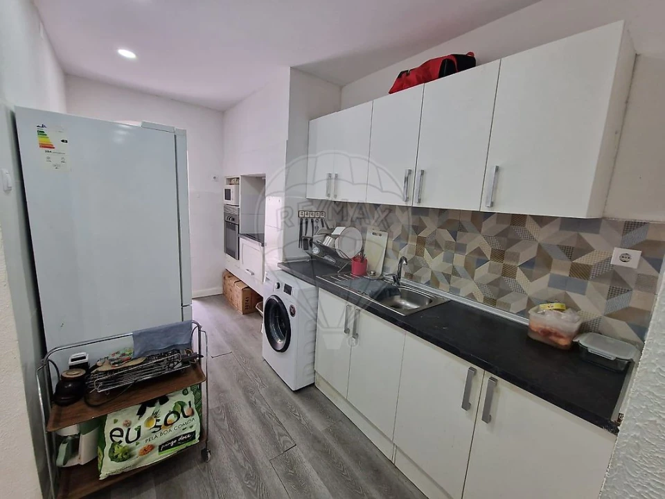 Apartamento T4 para Venda em Arroios Foto 2