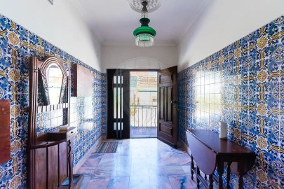 Moradia T7 para Venda em Baixa da Banheira e Vale da Amoreira