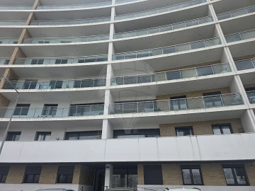 Apartamento T3 para Arrendamento em Loures