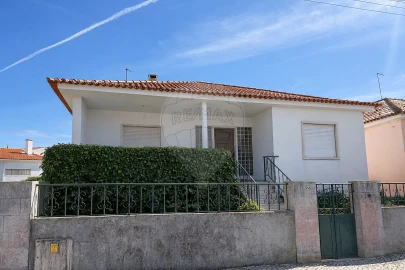 Moradia T4 para Venda em Gaeiras