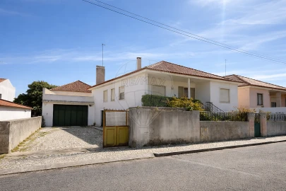 Moradia T4 para Venda em Gaeiras