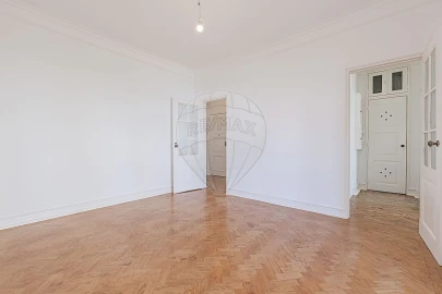 Apartamento T4 para Arrendamento em Alvalade