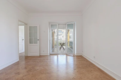 Apartamento T4 para Arrendamento em Alvalade