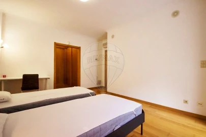 Apartamento T4 para Venda em Parque das Nações