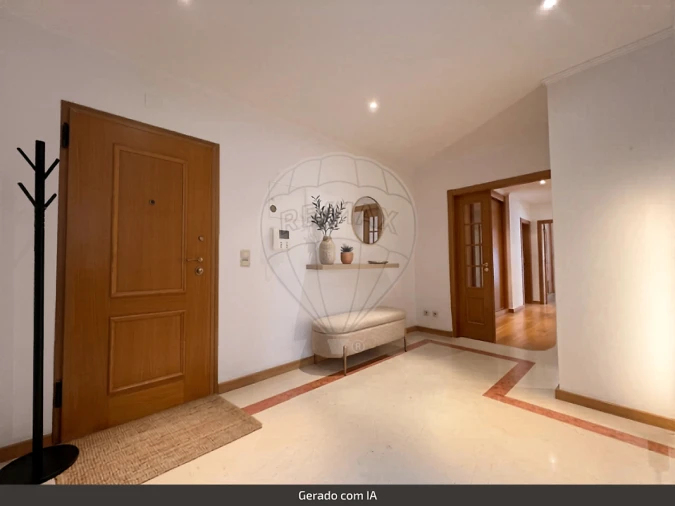 Apartamento T4 para Venda em Parque das Nações Foto 17