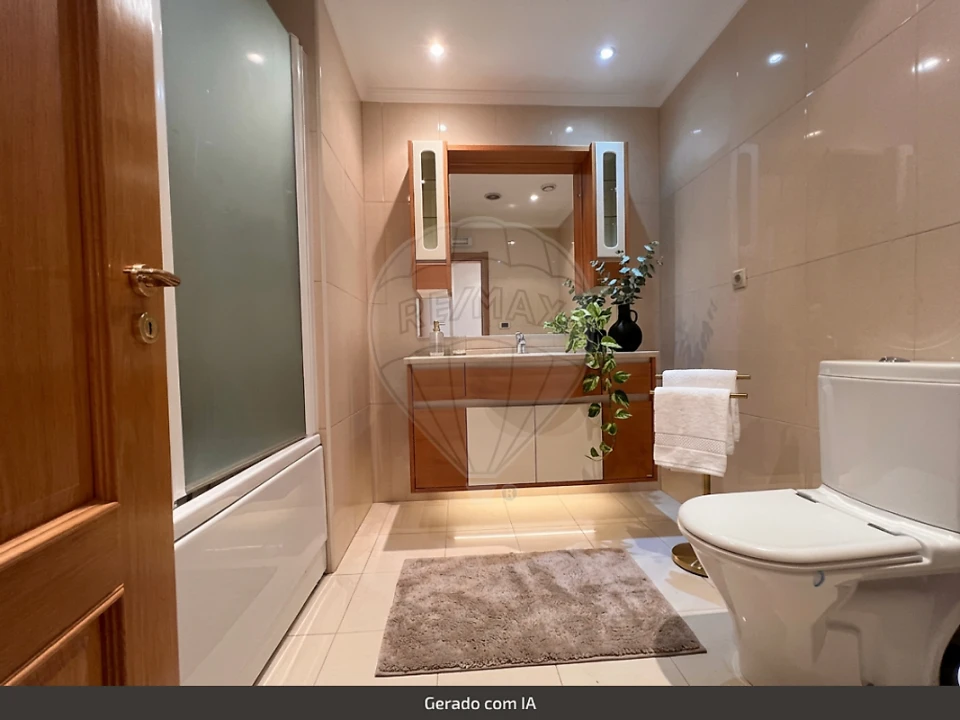 Apartamento T4 para Venda em Parque das Nações Foto 8