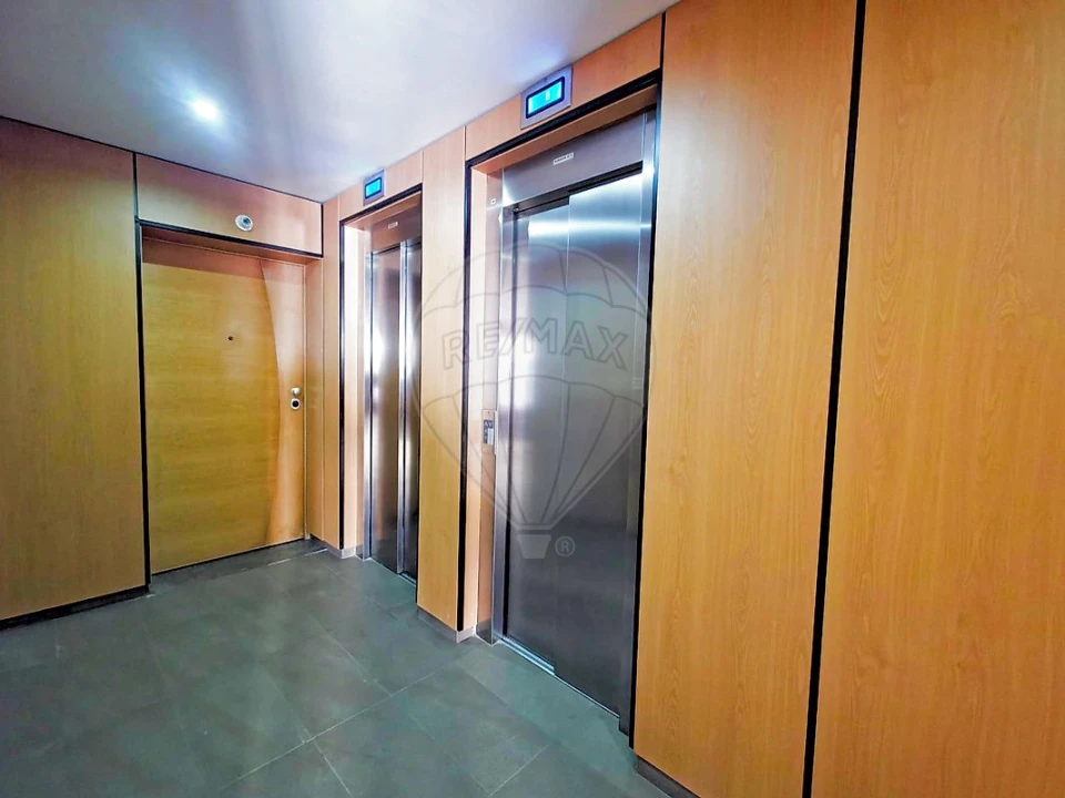 Apartamento T1 para Venda em Vila Franca de Xira Foto 14