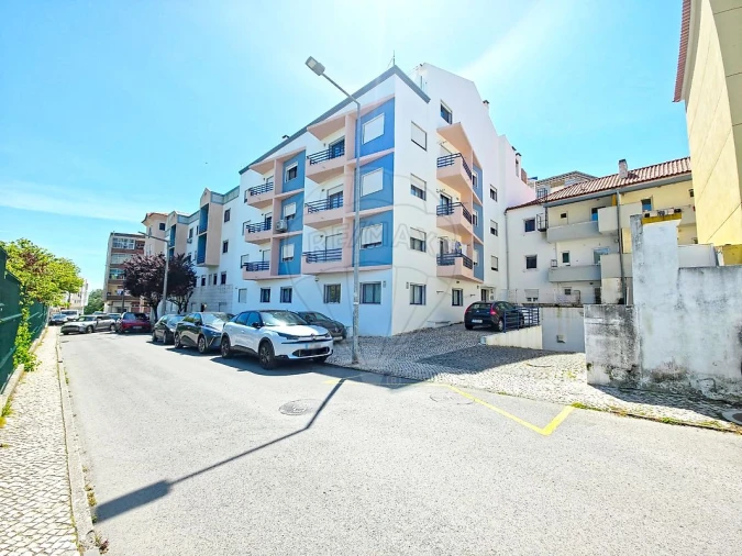 Apartamento T1 para Venda em Vila Franca de Xira Foto 18