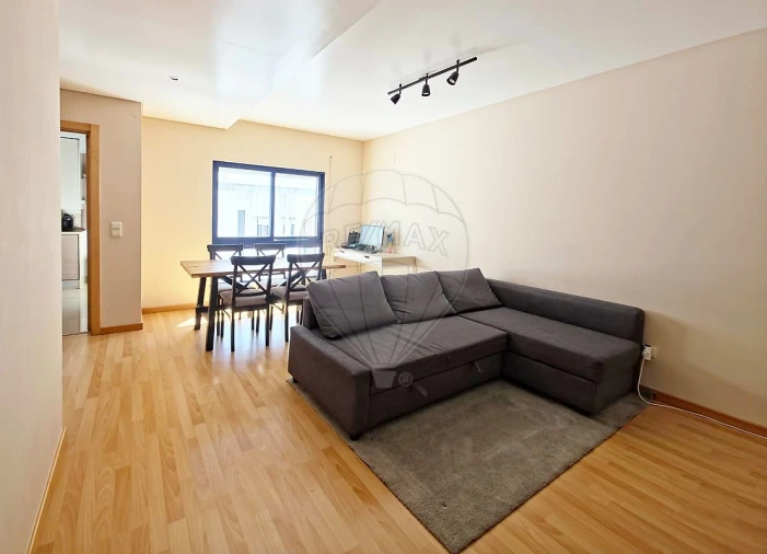 Apartamento T1 para Venda em Vila Franca de Xira Foto 6