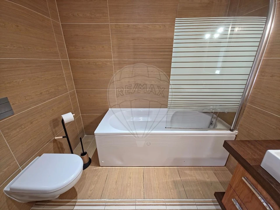 Apartamento T1 para Venda em Vila Franca de Xira Foto 9