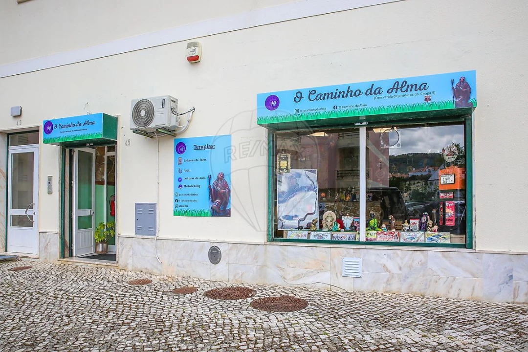 Loja para Venda em Arruda dos Vinhos Foto 3