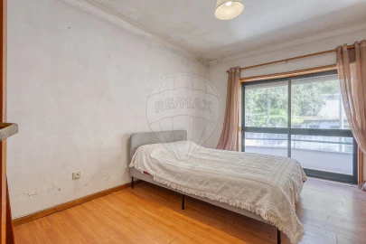 Apartamento T2 para Venda em Canelas