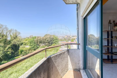Apartamento T2 para Venda em Canelas