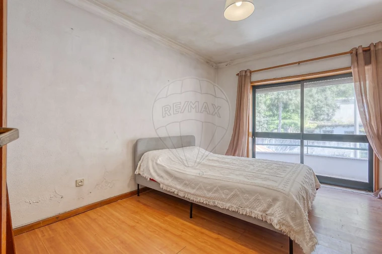 Apartamento T2 para Venda em Canelas Foto 9