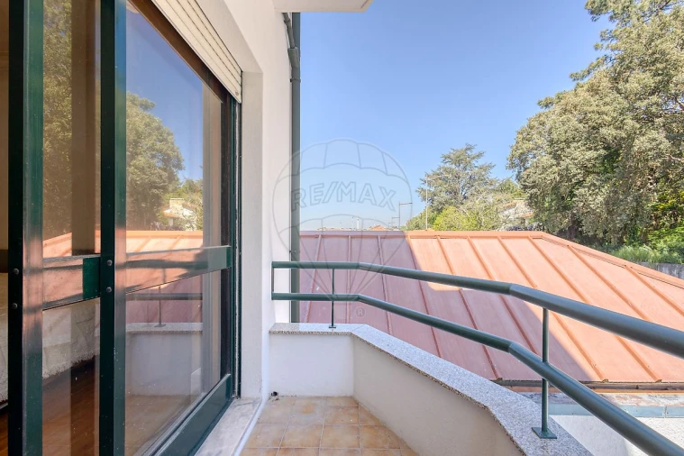 Apartamento T2 para Venda em Canelas Foto 10
