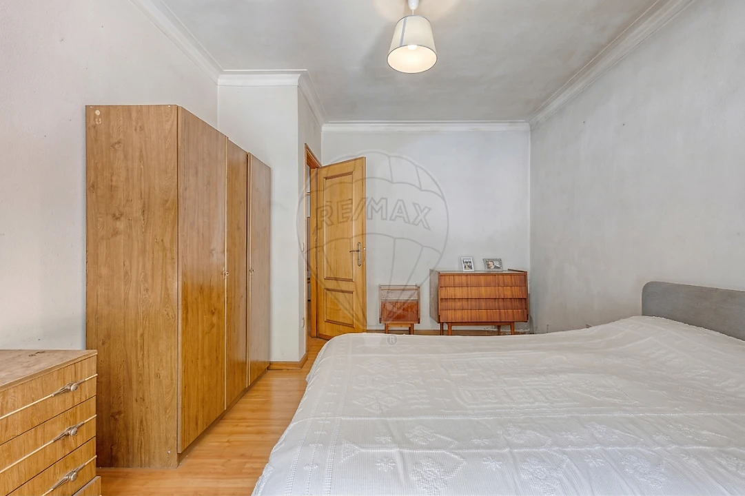 Apartamento T2 para Venda em Canelas Foto 21