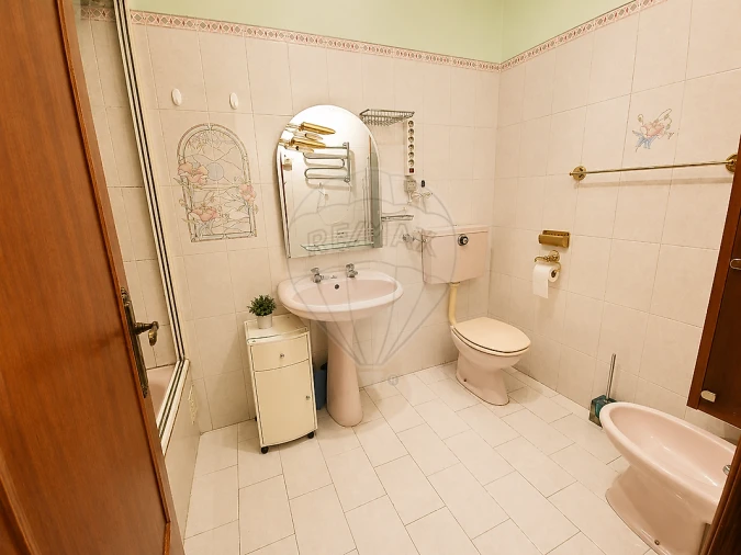 Apartamento T2 para Arrendamento em Póvoa de Santa Iria e Forte da Casa Foto 9