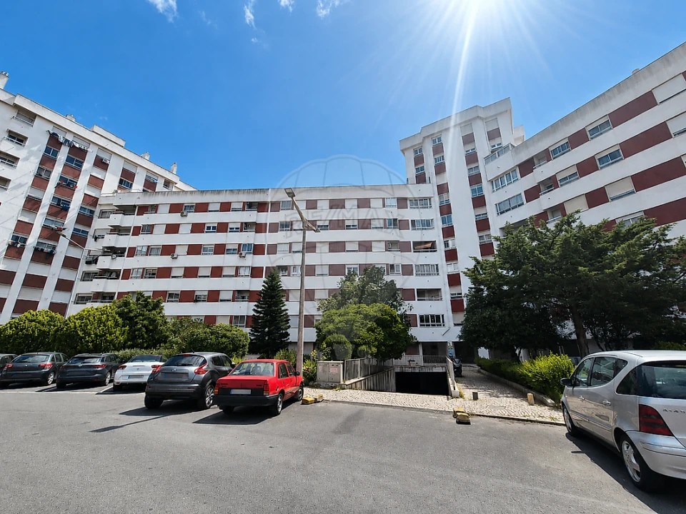 Apartamento T2 para Arrendamento em Póvoa de Santa Iria e Forte da Casa Foto 12