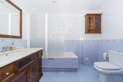 Apartamento T2 para Venda em Sobral de Monte Agraço