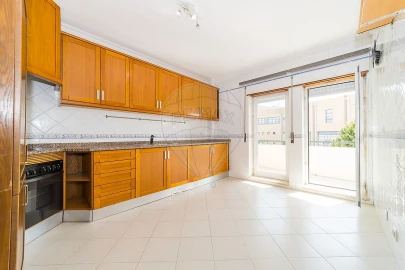 Apartamento T2 para Venda em Sobral de Monte Agraço