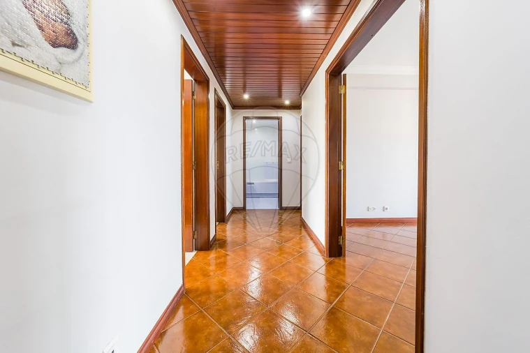 Apartamento T2 para Venda em Sobral de Monte Agraço Foto 21