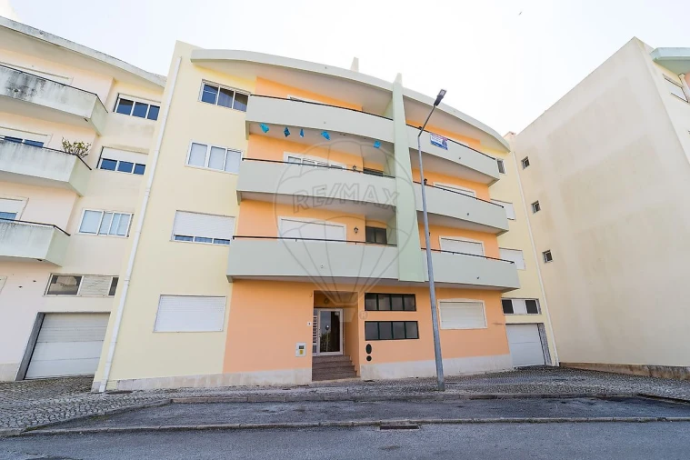 Apartamento T2 para Venda em Sobral de Monte Agraço Foto 26