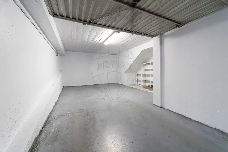 Apartamento T2 para Venda em Sobral de Monte Agraço Foto 22