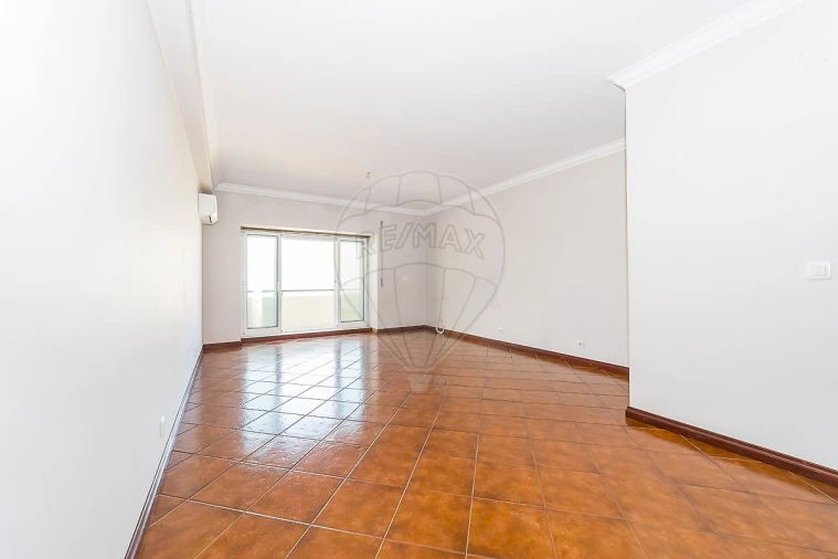 Apartamento T2 para Venda em Sobral de Monte Agraço Foto 7