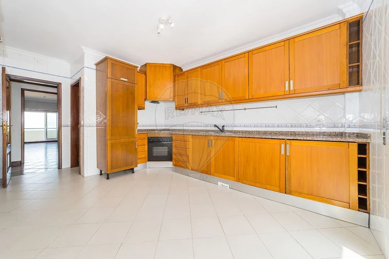 Apartamento T2 para Venda em Sobral de Monte Agraço Foto 18