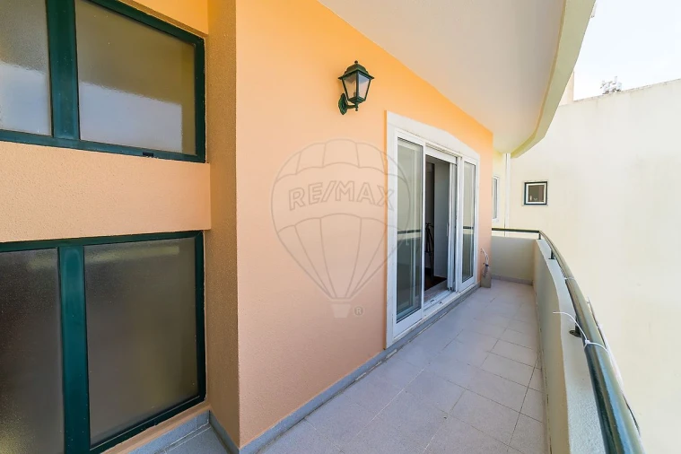 Apartamento T2 para Venda em Sobral de Monte Agraço Foto 11