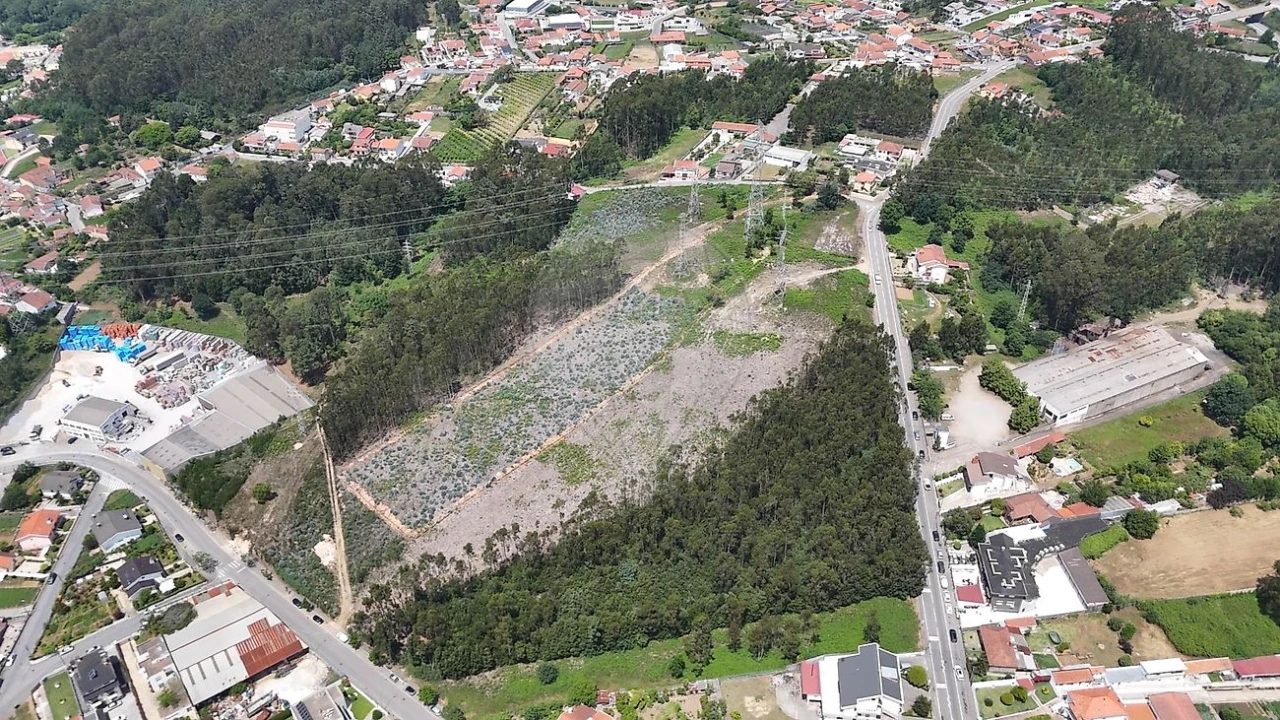 Terreno para Venda em Sandim, Olival, Lever e Crestuma Foto 7