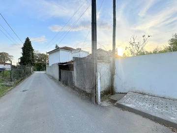 Moradia T3 para Venda em São Paio de Oleiros
