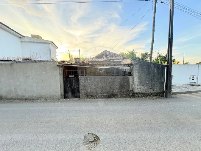 Moradia T3 para Venda em São Paio de Oleiros Foto 13