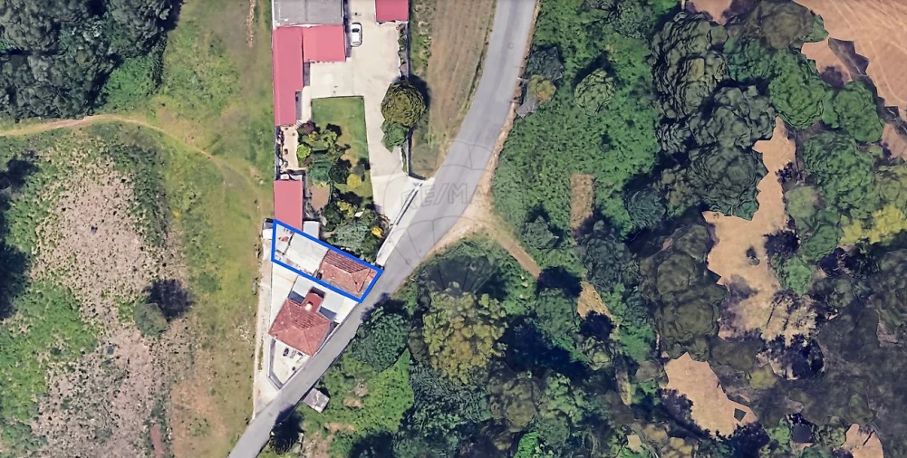 Moradia T3 para Venda em São Paio de Oleiros Foto 15