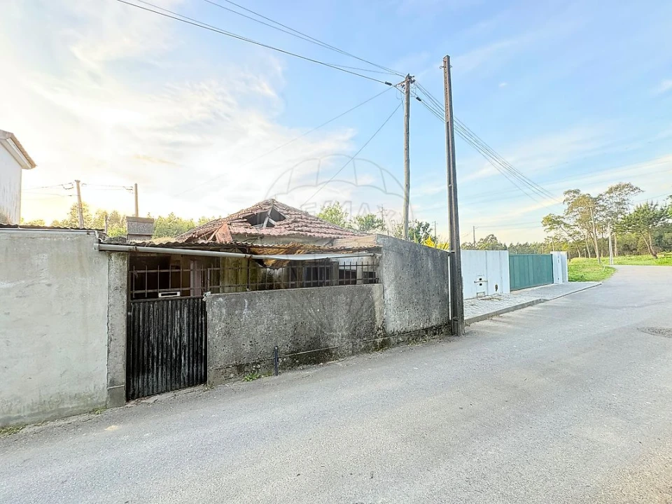 Moradia T3 para Venda em São Paio de Oleiros Foto 14
