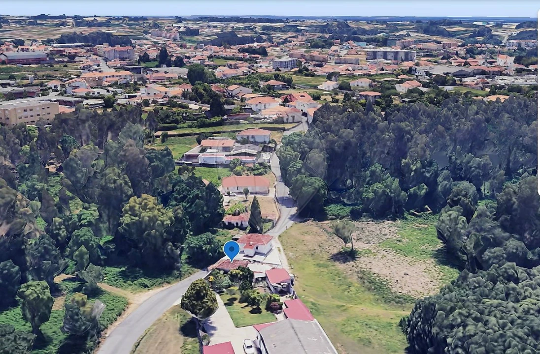 Moradia T3 para Venda em São Paio de Oleiros Foto 1