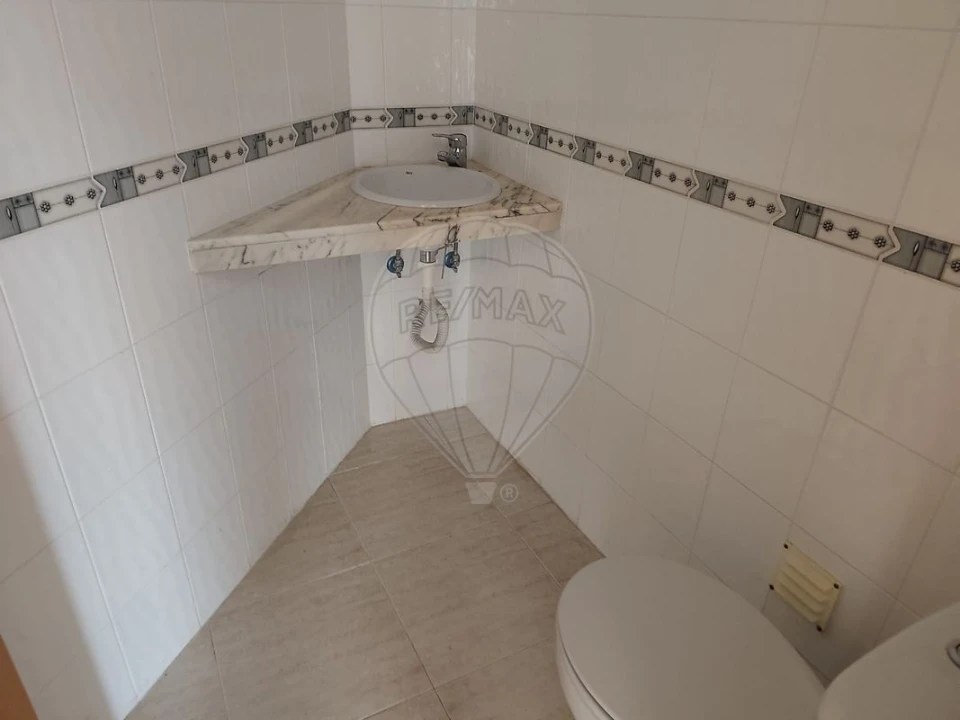 Apartamento T3 para Venda em Azambuja Foto 6
